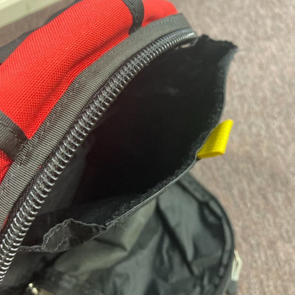 Dakine Heli Pack Ski Snowboard Backpack Rucksack Bag Hiking Red Black - Picture 9 of 10